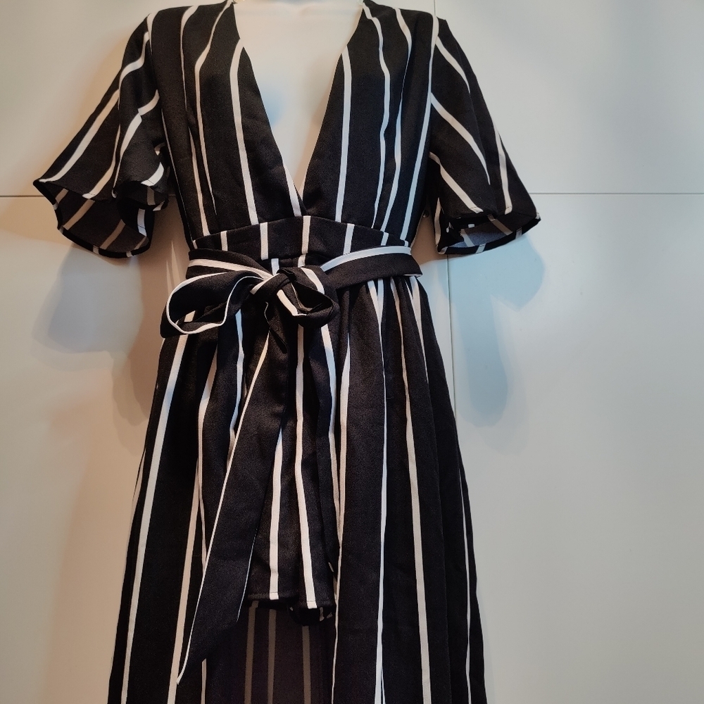 Black White Striped Maxi Dress Romper S Plunge Tie Waist Open Back - Picture 5 of 5